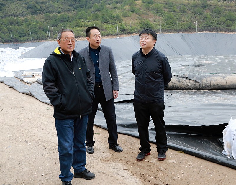 熊良虎在广西考察调研固废处理事情时指出：：抢抓机缘，加速优势工业“走出去”