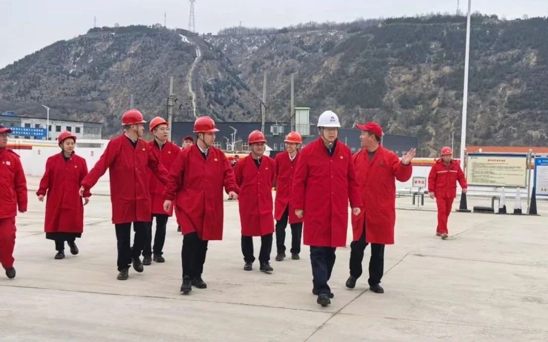 郝军亮赴保隆能源公司、、、油气工程公司项目一线调研